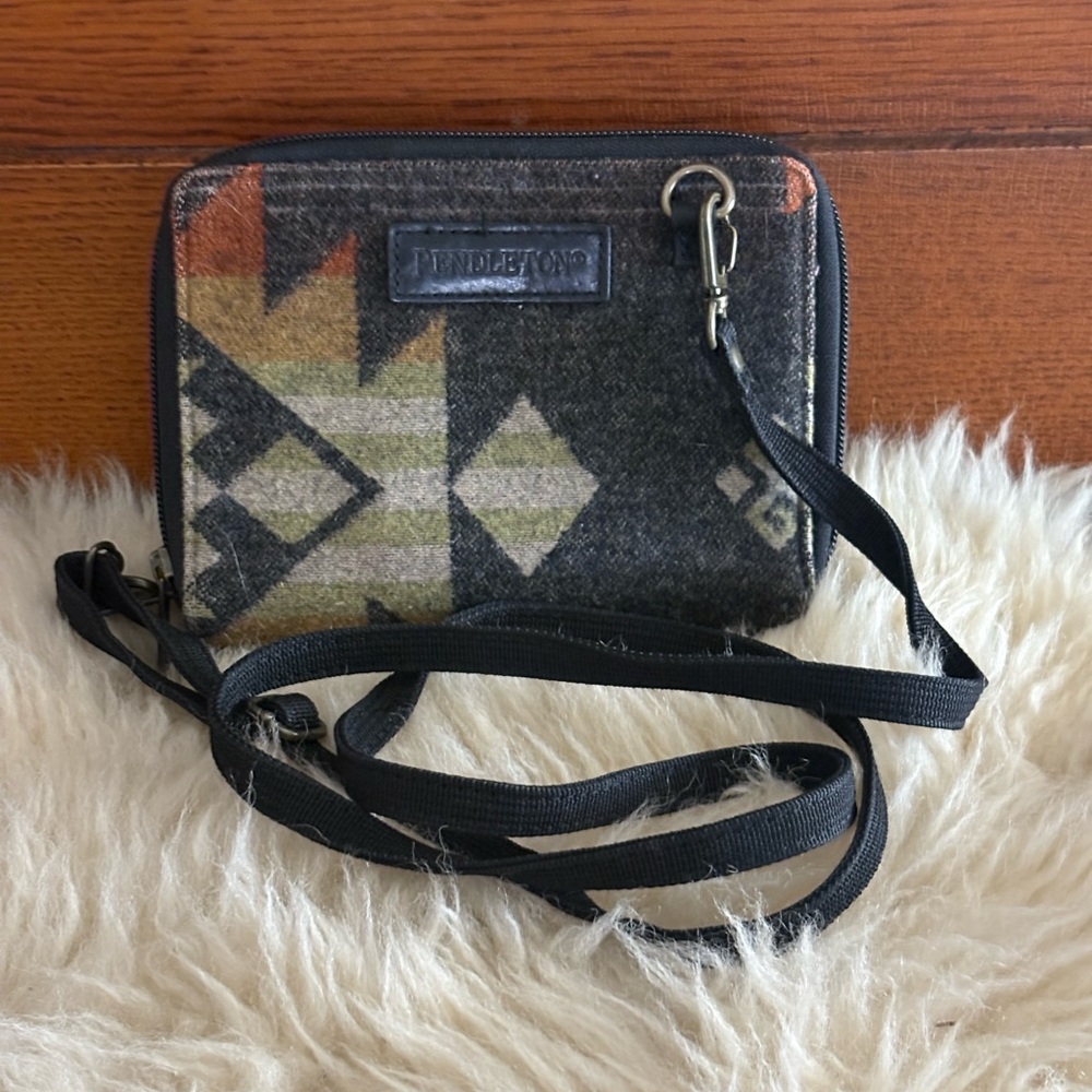Pendleton Geometric Pattern Crossbody Bag - Black… - image 2